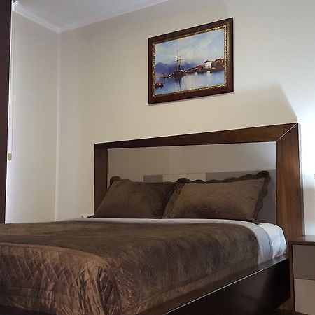 Mimino Apartment Deluxe First Line Batoemi Buitenkant foto