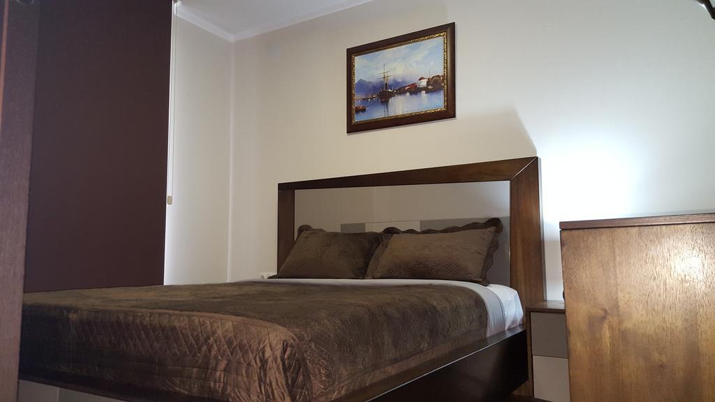 Mimino Apartment Deluxe First Line Batoemi Buitenkant foto