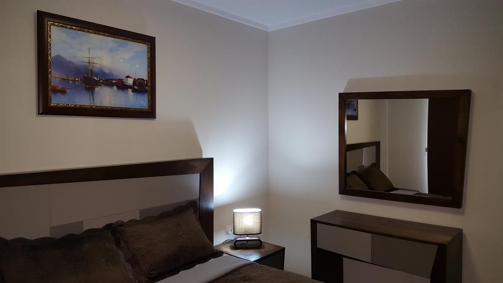 Mimino Apartment Deluxe First Line Batoemi Buitenkant foto